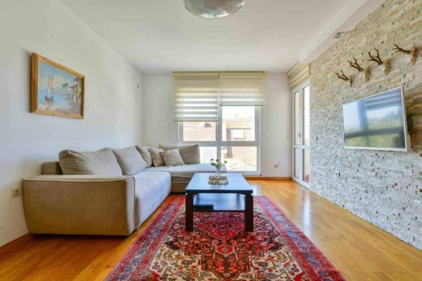 Lux Apartman Sofia Daire Sveti Stefan Dış mekan fotoğraf