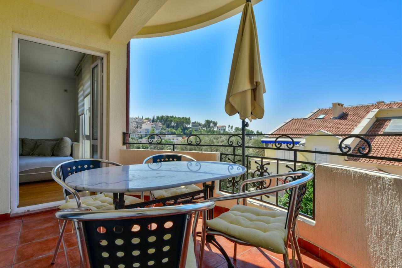 Lux Apartman Sofia Daire Sveti Stefan Dış mekan fotoğraf